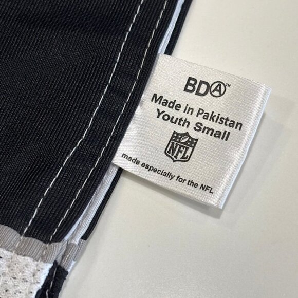 Oakland Raiders Flag Football Boys Kids Reversible Jersey Youth Size Small NFL - Picture 5 of 5